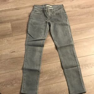 LEVI 711 SKINNY